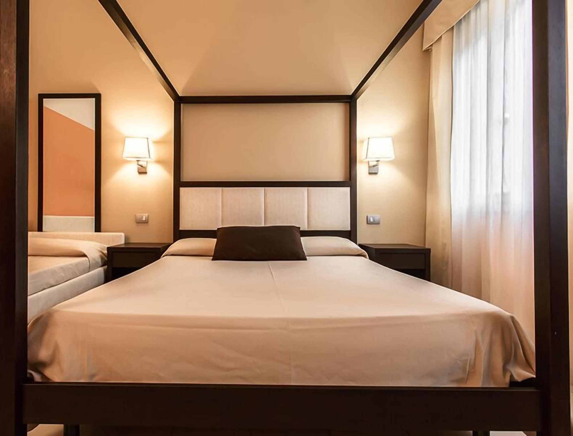 Hotel Zen Чезенатіко Екстер'єр фото